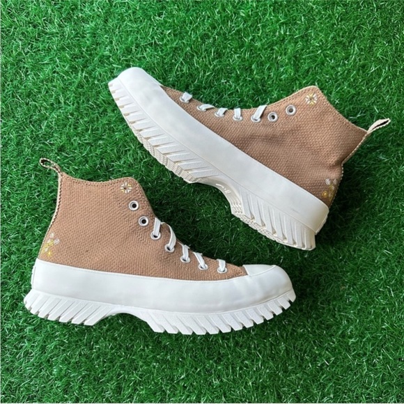 Converse Lugged 2.0 Hi Sand Dune - Picture 4 of 8